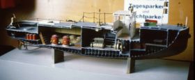 Automodell, selbst gebaut0001.JPG